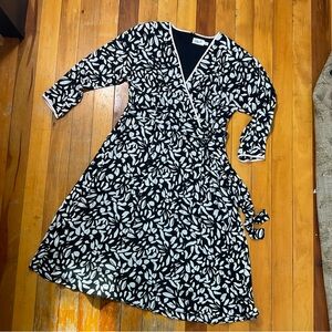 Eliza J true wrap petal print dress black and white W/ Pockets pink trim Size 14
